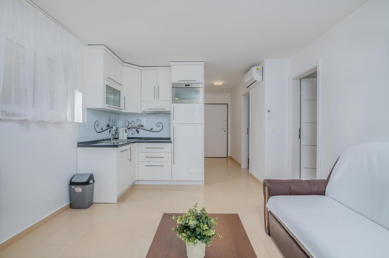 Apartment Tulipan Klimno Exterior photo